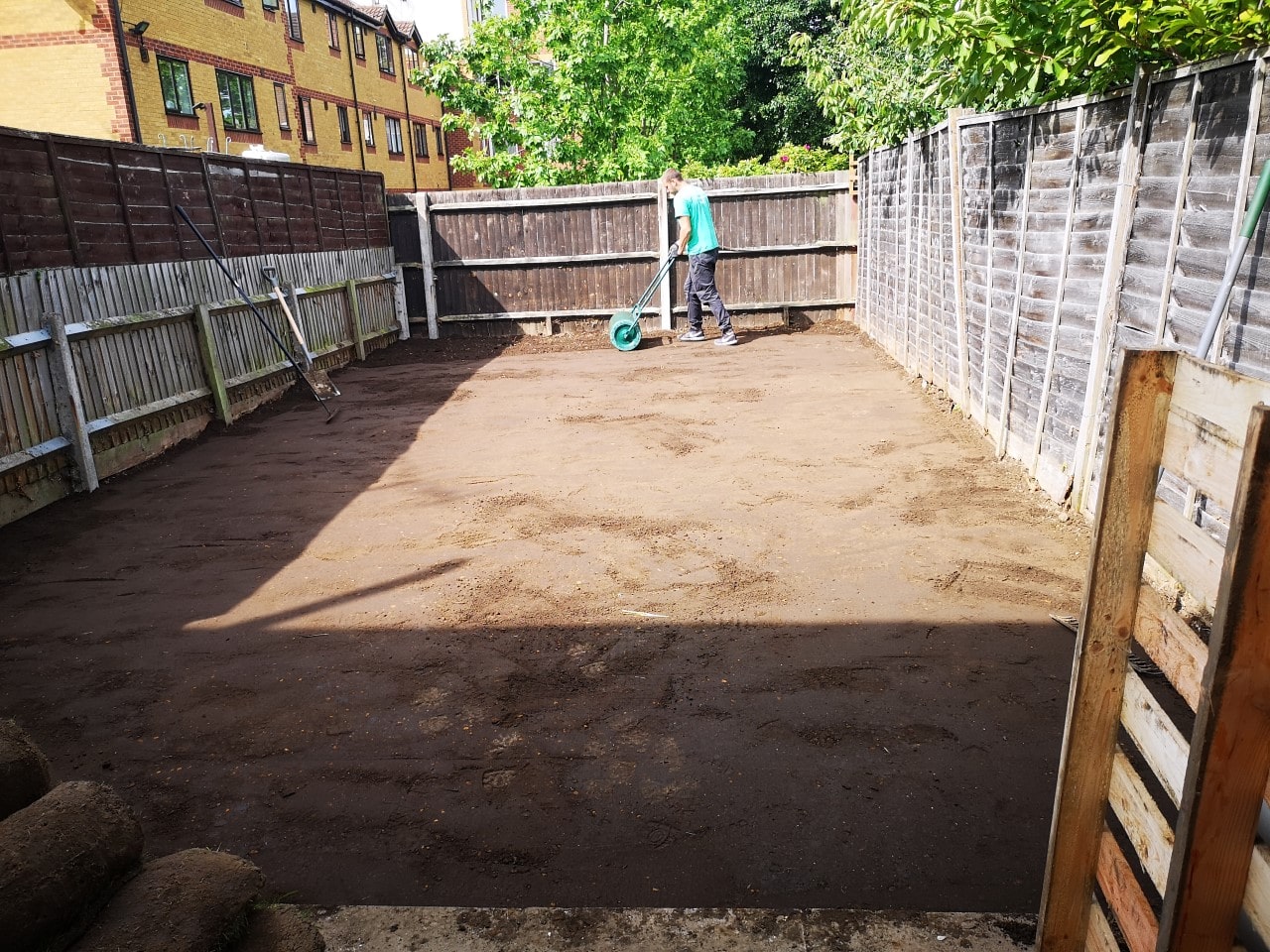 turf laying Woolwich